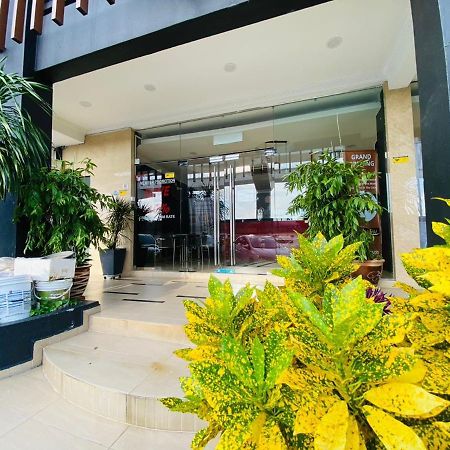 Surya Boutique Hotel Klang Kültér fotó