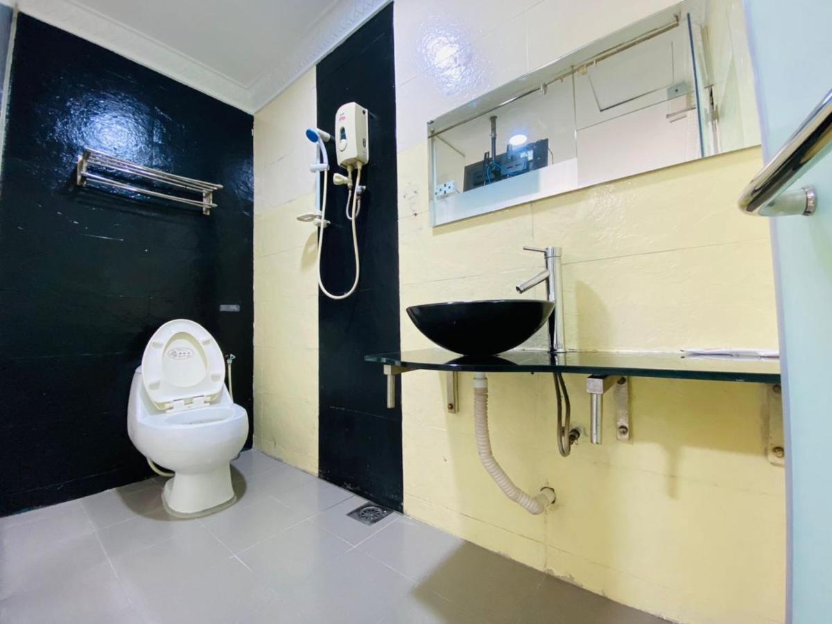 Surya Boutique Hotel Klang Kültér fotó