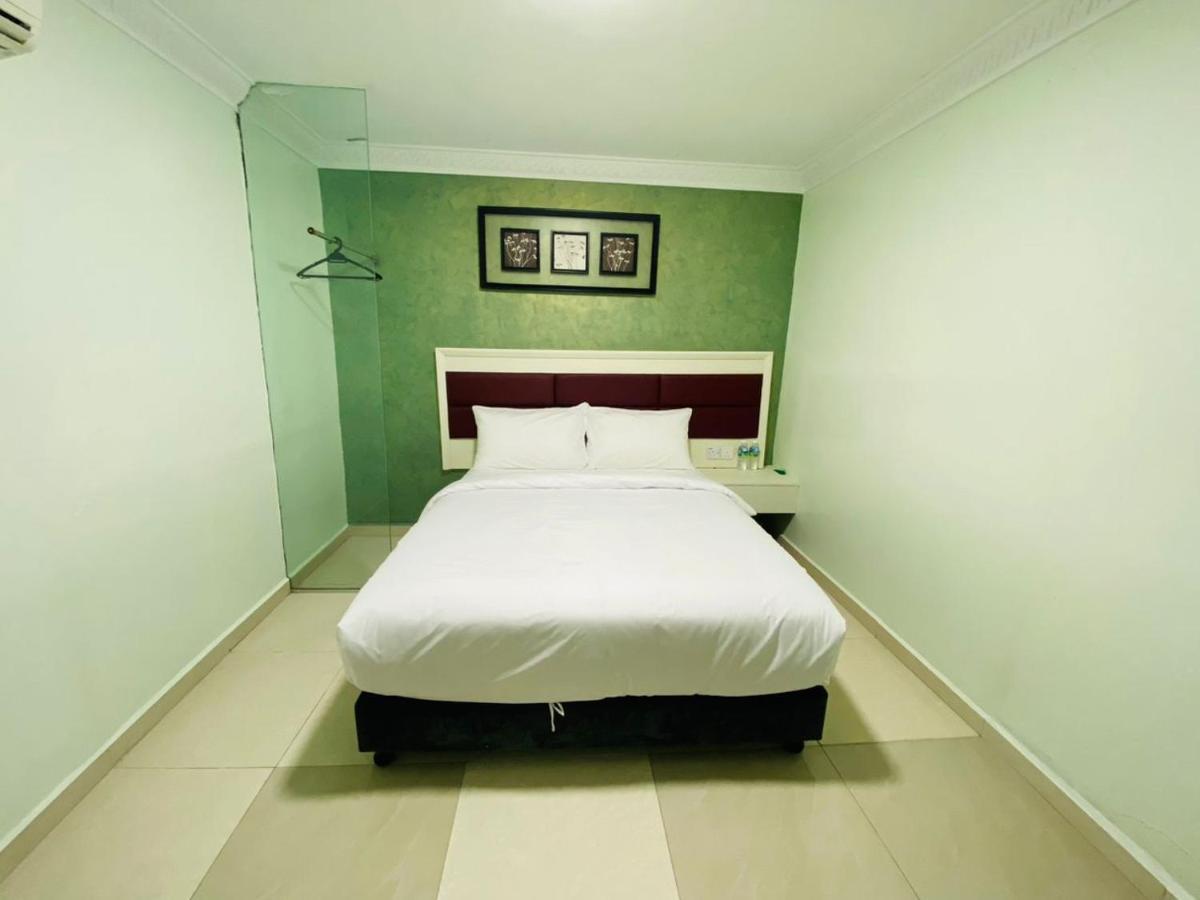 Surya Boutique Hotel Klang Kültér fotó
