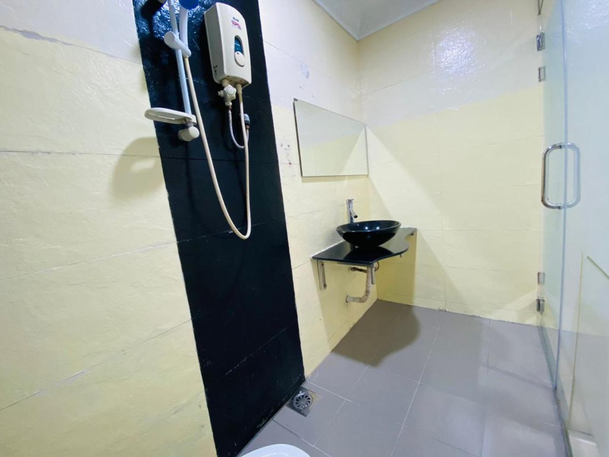 Surya Boutique Hotel Klang Kültér fotó