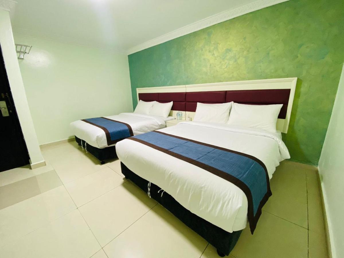 Surya Boutique Hotel Klang Kültér fotó