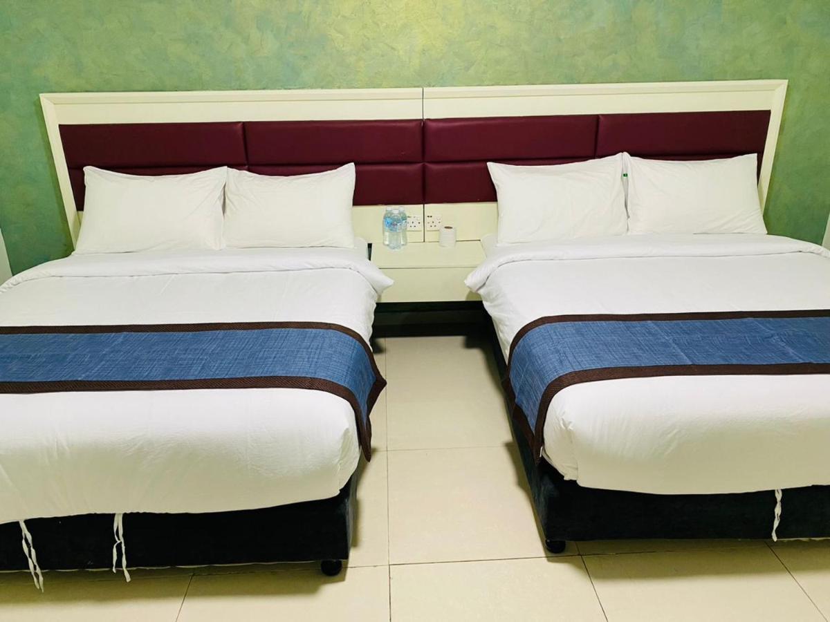 Surya Boutique Hotel Klang Kültér fotó